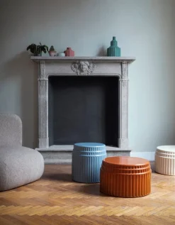 Miniforms Kolos soffbord, glaserad terrakotta