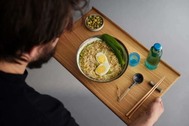 Moebe Bricka, stor, ek