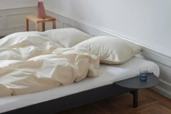 Moebe Nattduksbord, svart