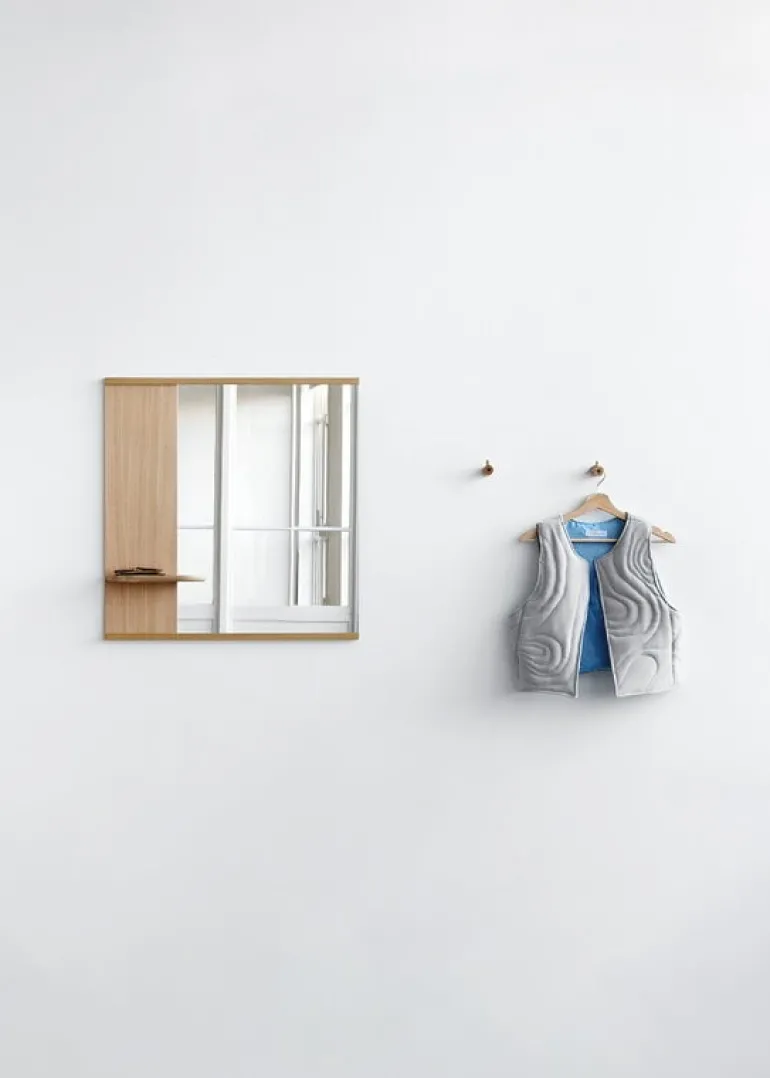 Moebe Spegel med hylla, 70 cm, ek