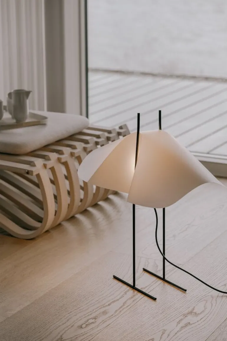 Motarasu Cho golvlampa, vit - svart