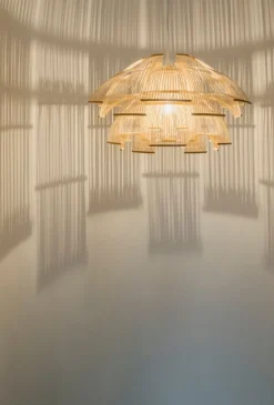 Motarasu Hokore pendellampa, bambu