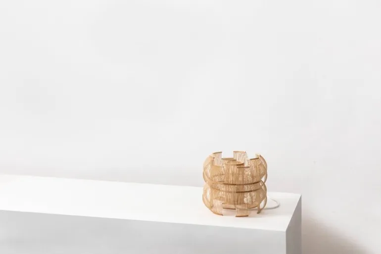 Motarasu Sen bordslampa, bambu