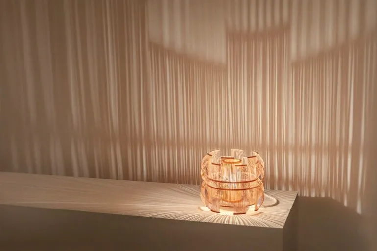 Motarasu Sen bordslampa, bambu