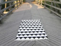 MUM's Suomu matta 110 x 170 cm, ljusgrå