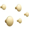Muuto Dots Metal klädkrokar, 5-pack, mässing