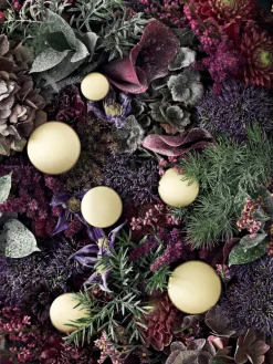 Muuto Dots Metal klädkrokar, 5-pack, mässing