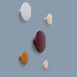Muuto Dots Wood klädkrok, ask