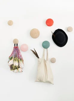 Muuto Dots Wood klädkrok, ek