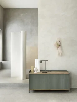 Muuto Enfold sideboard, 124 cm, låg, ek - dusty green