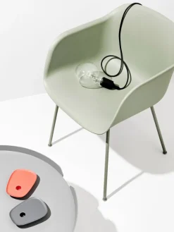 Muuto Fiber fåtölj, rörram, grön