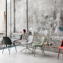 Muuto Fiber stol, rörram, svart