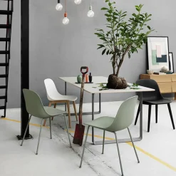 Muuto Fiber stol, rörram, vit