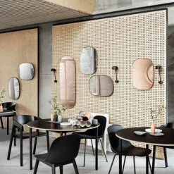 Muuto Framed spegel, stor, brungrå