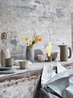 Muuto Groove marmorunderlägg, stort, grå