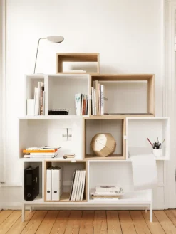 Muuto Leaf bordslampa, grå