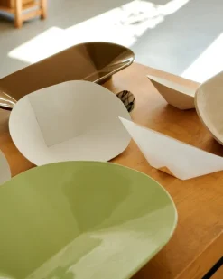 Muuto Mere skål, 51,5 x 21,5 cm, brungrön