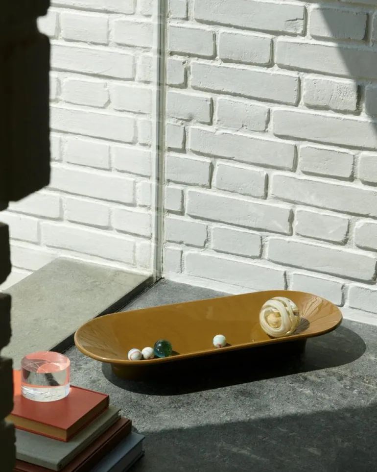 Muuto Mere skål, 51,5 x 21,5 cm, brungrön