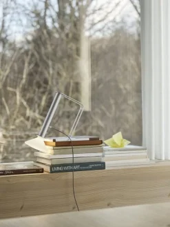 Muuto Piton bärbar lampa, aluminium