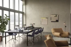 Muuto Post golvlampa, brungrön