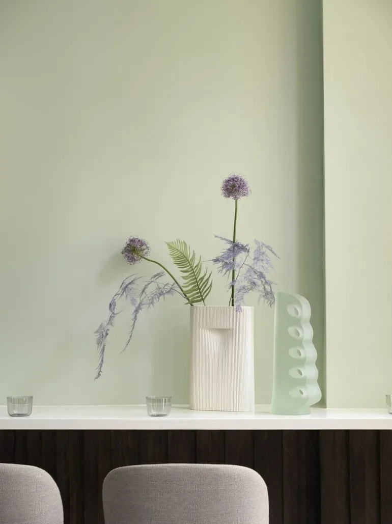 Muuto Ridge vas, liten, naturvit