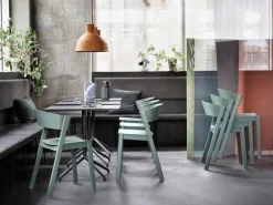 Muuto Still Cafe bord 75 x 65 cm, svart