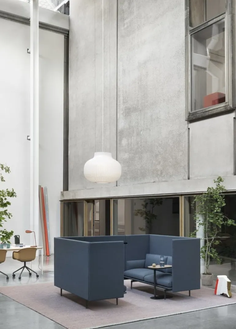 Muuto Strand stängd pendellampa, 60 cm