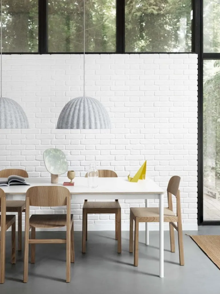 Muuto Under the Bell pendellampa, 55 cm, vit melange