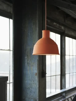 Muuto Unfold lampa, orange