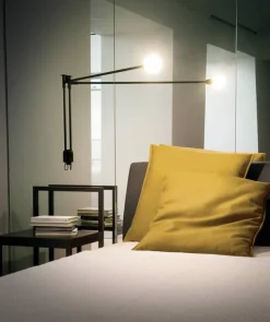 Nemo Lighting Potence Pivotante Mini vägglampa, svart