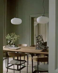 New Works Karl-Johan pendel, 40 cm, opalglas