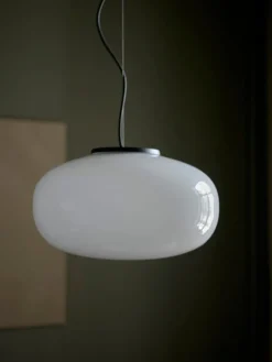 New Works Karl-Johan pendel, 40 cm, opalglas