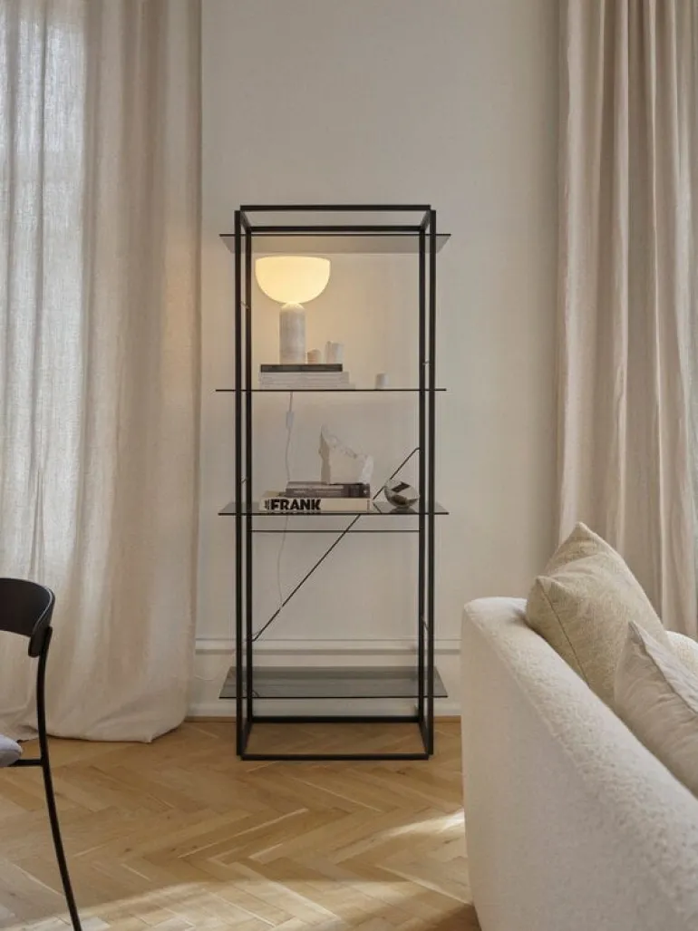 New Works Kizu bordslampa, liten, vit marmor