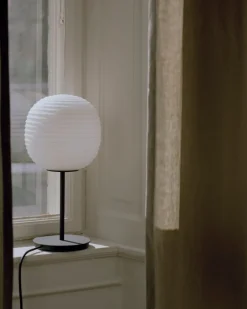 New Works Lantern bordslampa, liten