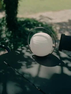 New Works Lantern bärbar lampa