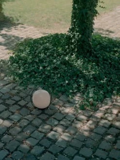 New Works Lantern bärbar lampa