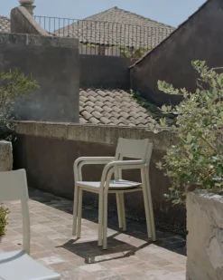 New Works May fåtölj, ljusgrå