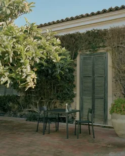 New Works May fåtölj, mörkgrön