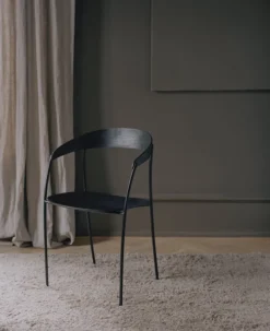 New Works Missing karmstol, svart