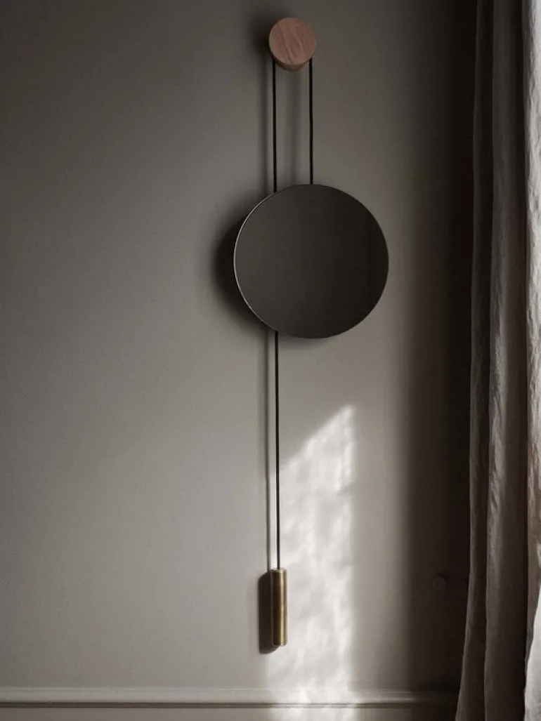 New Works Rise & Shine väggspegel, mässing