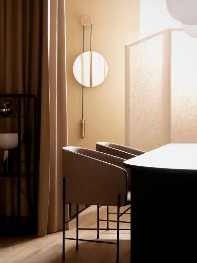 New Works Rise & Shine väggspegel, mässing