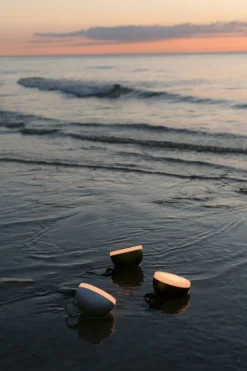 New Works Sphere bärbar lampa, grön