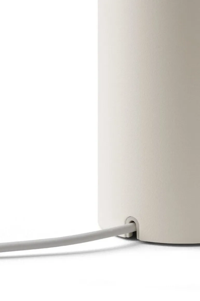 New Works Tense bärbar bordslampa, vit