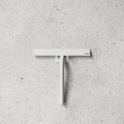 Nichba Duschtorkare, vit