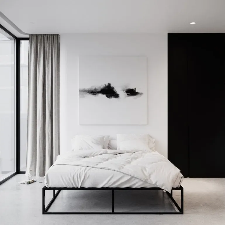 Nichba Sängram, svart