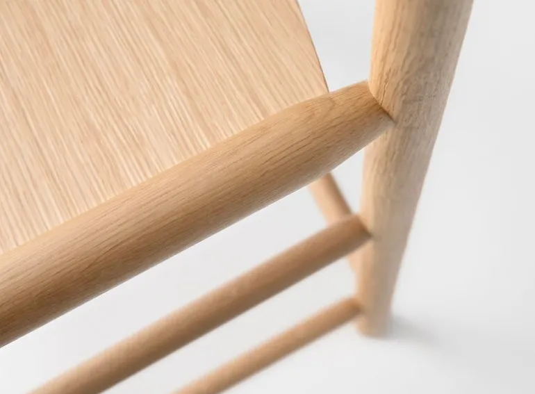 Nikari Akademia High, barstol, 65 cm, lackad ek