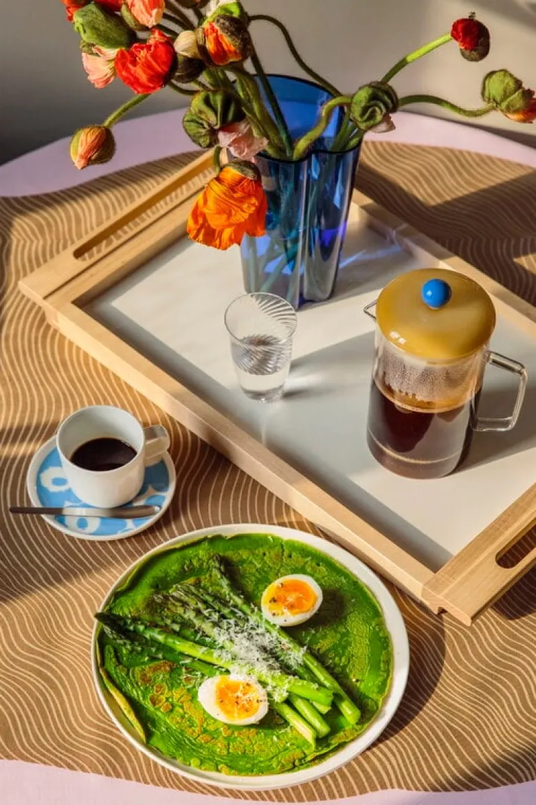 Nikari Alvar bricka, björk - vitt laminat