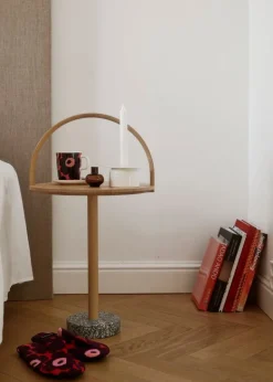 Nikari February bord, ask