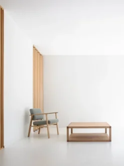 Nikari Frame Low 4/4 soffbord, oljad ek