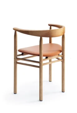 Nikari Linea RMT6 stol, ekfärgad ask - cognac läder